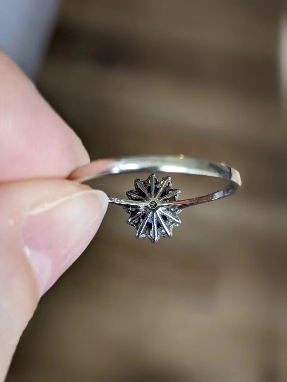 18K White Gold Blue Sapphire Ring With White Sapphire Halo - Picture 13 of 16